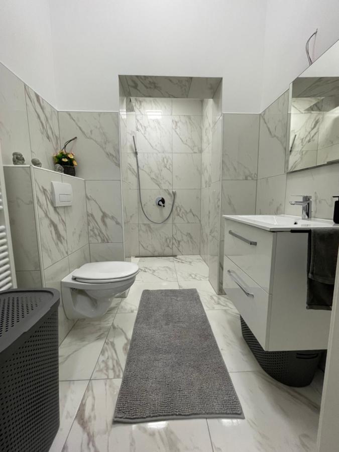 Herne Zentral Apartment Luaran gambar